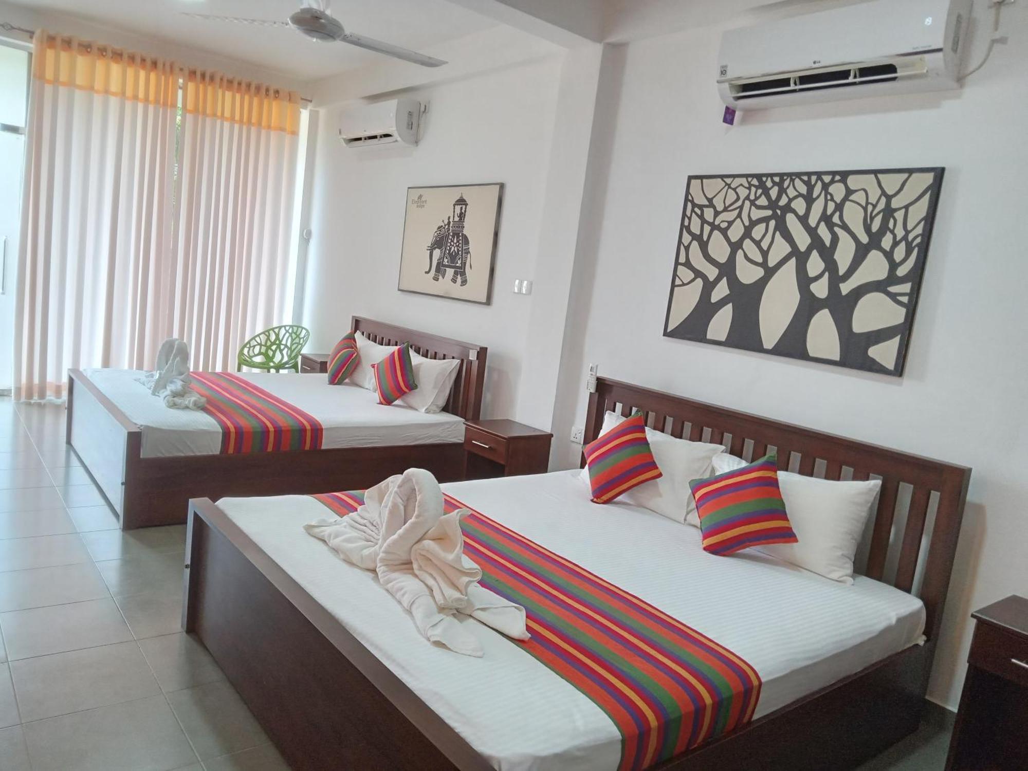 White Rose Safari Home Stay Udawalawe Exterior photo